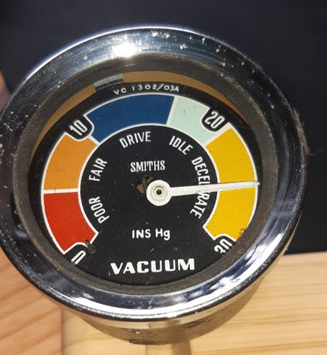 Vintage smiths vacuum gauge - vintage,