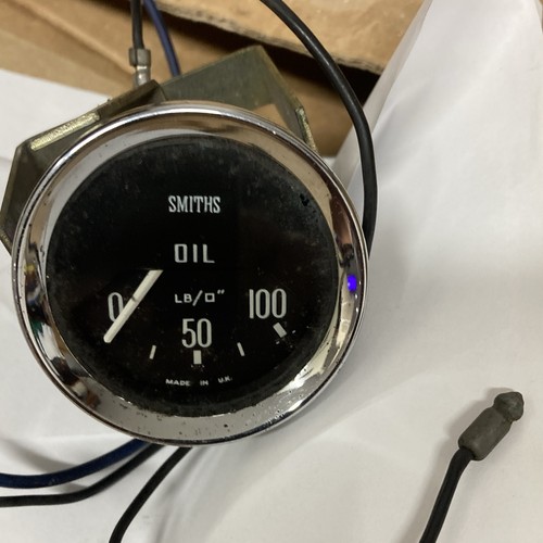 Smiths oil pressure gauge - smiths,
