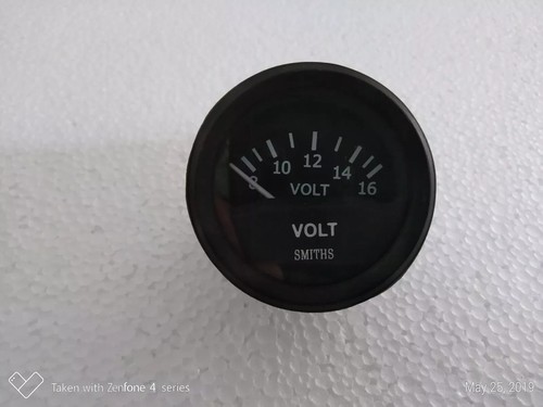 Smiths volt gauge replica - smiths,